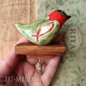 Wieszak ścienny z ceramicznym ptaszkiem handmade