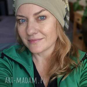 czapka damska smerfetka na podszewce dobra codzienne noszenie, wykonana