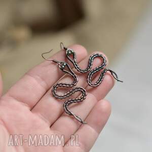 węże zielony hematyt - kolczyki długie w formie węży miedzi