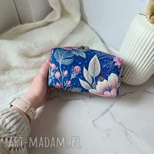 kosmetyczka codzienna kolorowa w kwiaty weluru