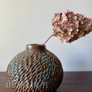 wazon ceramiczny deep lines, wazonik, dekoracja rzeźba