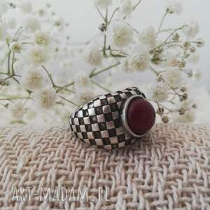 sygnet szachownica różowy agat, kamienie naturalne, pierścionek z kamieniem