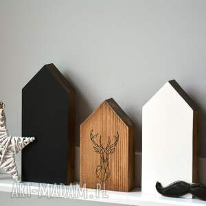 dekoracje domki z jeleniem, kamieniczki