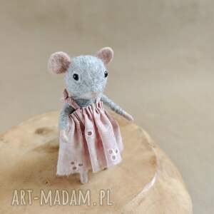 Myszka mama - filcowana figurka kolekcjonerska