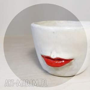 handmade ceramika elżbieta - miseczka z usteczkami - pojemność 250 ml