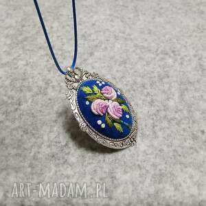 biżuteria ręcznie haftowany broszko - wisior candy filcu stylowo, boho