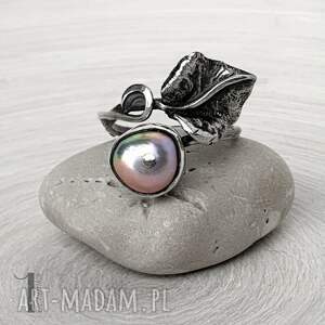 fleur - srebrny pierścionek z perłą