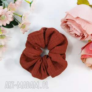 Gumka do włosów scrunchie z muślinu - mahoń L