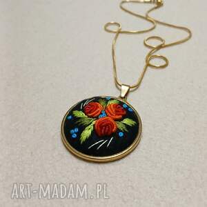 ręcznie haftowany wisior hilton stal szlachetna filcu stylowo, boho