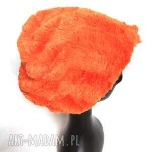 szalona futrzana czapka pomaranczowy włos, bardzo miła na podszewce