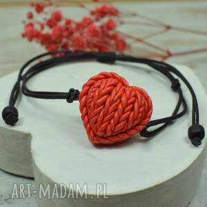 handmade bransoletka czerwone serce - regulowana