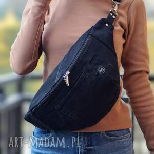 Prezent upcyklingowa czarna jeansowa nerka XXL, mini plecak