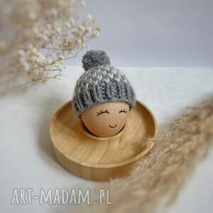 Urocza czapeczka na jajka - 1 szt. Dekoracja wielkanocna