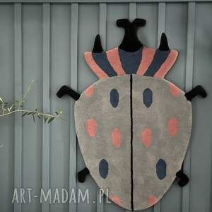 handmade pokoik dziecka dywan wełniany charlie beetle 120x96 cm handtufted