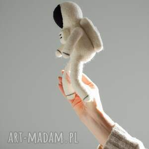 Astronauta 3D z filcu 20 cm - zawieszka na ścianę i sufit do pokoju