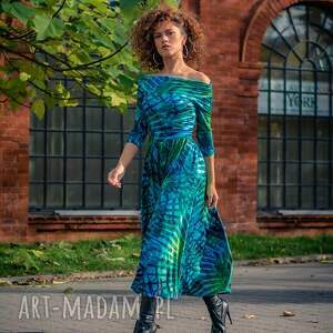 Sukienka - Sandy tropical, efektowna, z odkrytymi ramionami