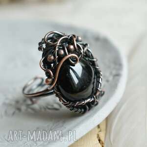 czarna elegancja - pierścionek ze szkłem na prezent