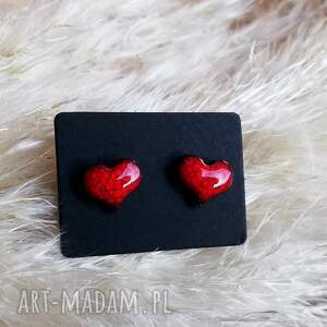 czerwone serduszka kolczyki damski prezent romantyczny serca wkrętki solidne piękne