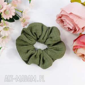 Oliwkowa gumka scrunchie z muślinu bawełnianego L