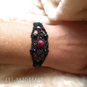 bransoletka pandorki czarny ażurowy agat z onyksami w makramie bocho chic