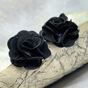 kolczyki sztyfty czarne kwiaty 3d c1200