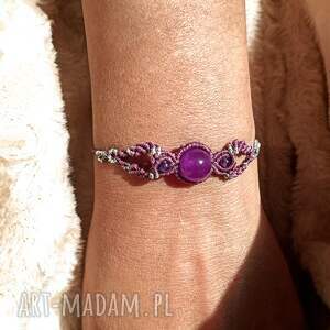 kluczyk z jadeitem i ametystem w makramie bransoletka różowo srebrna, kamienie