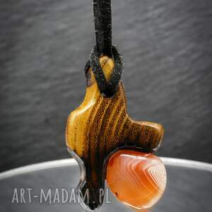 Prezent Wisiorek Akacjowy karneol - żywioł ognia i natury, akacja