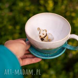ceramiczna filiżanka z figurką buldożka francuskiego - lodowy turkus 360 ml