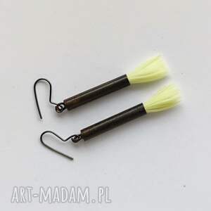 piórko kolczyki oksydowane, mosiądz