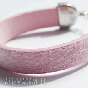 fluffy bracelet - pink, bransoletka róż, puszyta, zima, skóra