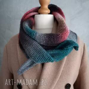 Prezent Kolorowy szaliczek Sofia ręcznie robiony na drutach
