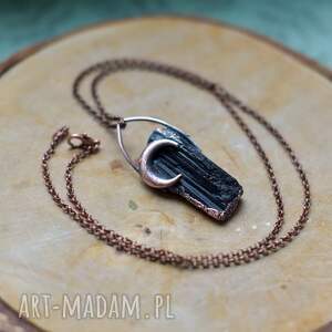 z czarnym i księzycem, naszyjnik - turmalinem