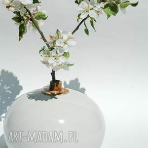 wazon pierś, malowany ręcznie jeden kwiat, naturalne kolory, oryginalny