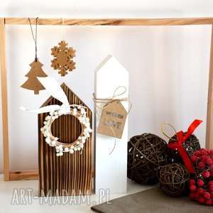 dekoracje świąteczne 2 domki z wiankiem, domek, wianek, święta