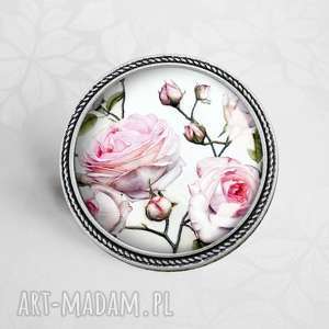 pudrowe róże - śliczna broszka z kwiatami w szkle, róża, przypinka, babci