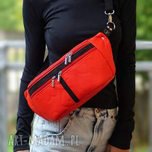 Prezent czerwono czarna nerka XL, mini plecak, maxi