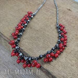 Naszyjnik z korala czerwonego, srebro oksydowane, koral