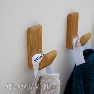 Minimalistyczny drewniany haczyk samoprzylepny (wybór drewna)