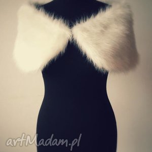 etola szal z futra ecry - GOfashion