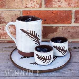 komplet ceramiczny rustykalny dzbanek na napoje z talerzem/taca i dwiema