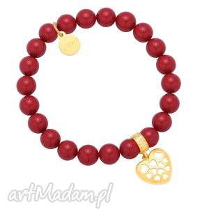 handmade czerwona bransoletka perły ze złotym serduszkiem