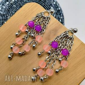 kolczyki koralikowe z kulkami w kolorze brzoskwiniowym i fuksjowym