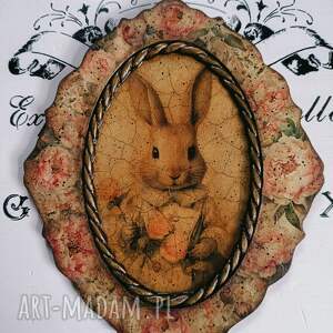 Medalion vintage z zajączkiem - dekoracja shabby chic
