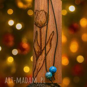 zakładka do książki drewniana, ręcznie wypalana agatem naturalnym - tulipan