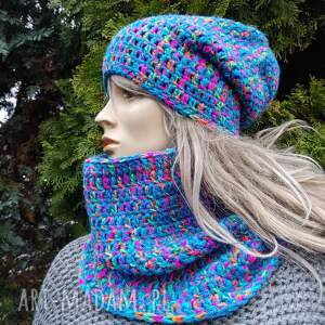 Prezent Wielokolorowy komplet: i, czapka i - komin handmade