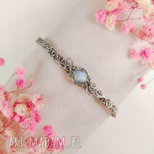 bransoletka kamień księżycowy sztywna stal chirurgiczna handmade wirewrapping