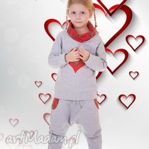 handmade szare spodnie czerwone serce 74-116
