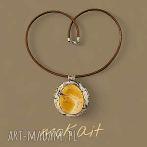 naszyjnik z witrażowym wisiorem mokao mokaitem wisior kamieniem, wisor