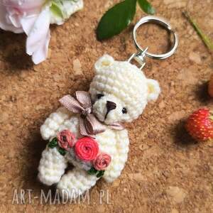 Miś breloczek Vanilla na szydełku, małe misie