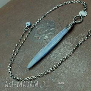kyanit xxl - długi wisiorek, biżuteria autorska srebro oksydowane nowoczesna